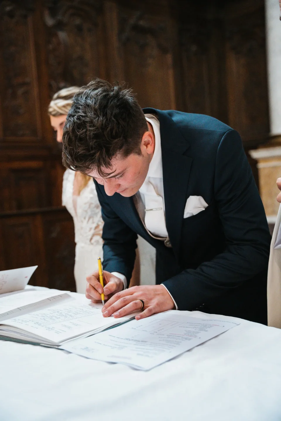 Costume de mariage Maison Bleue Mulhouse — photo 8
